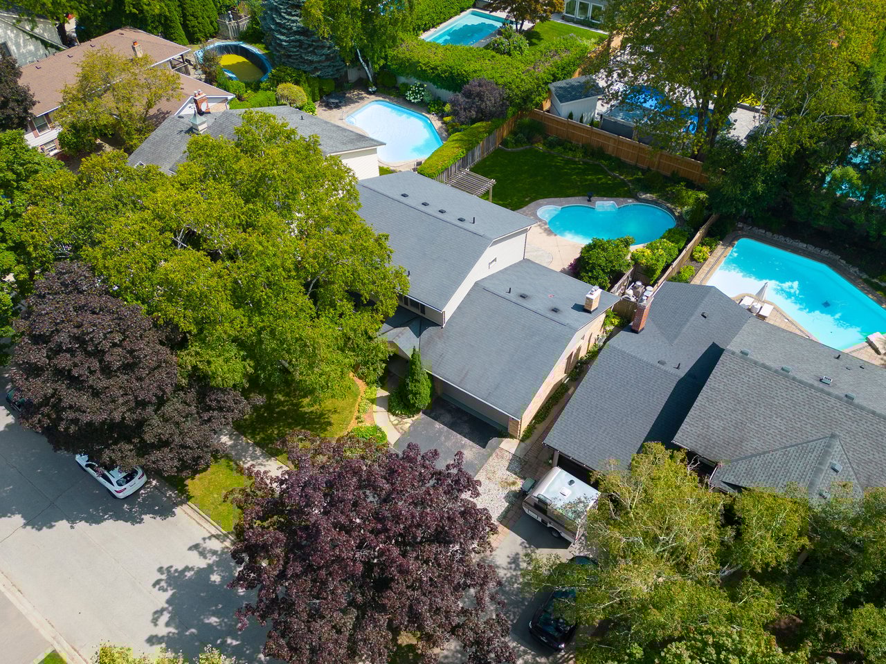 4456 Hawthorne Drive, Burlington, ON L7L 1G5