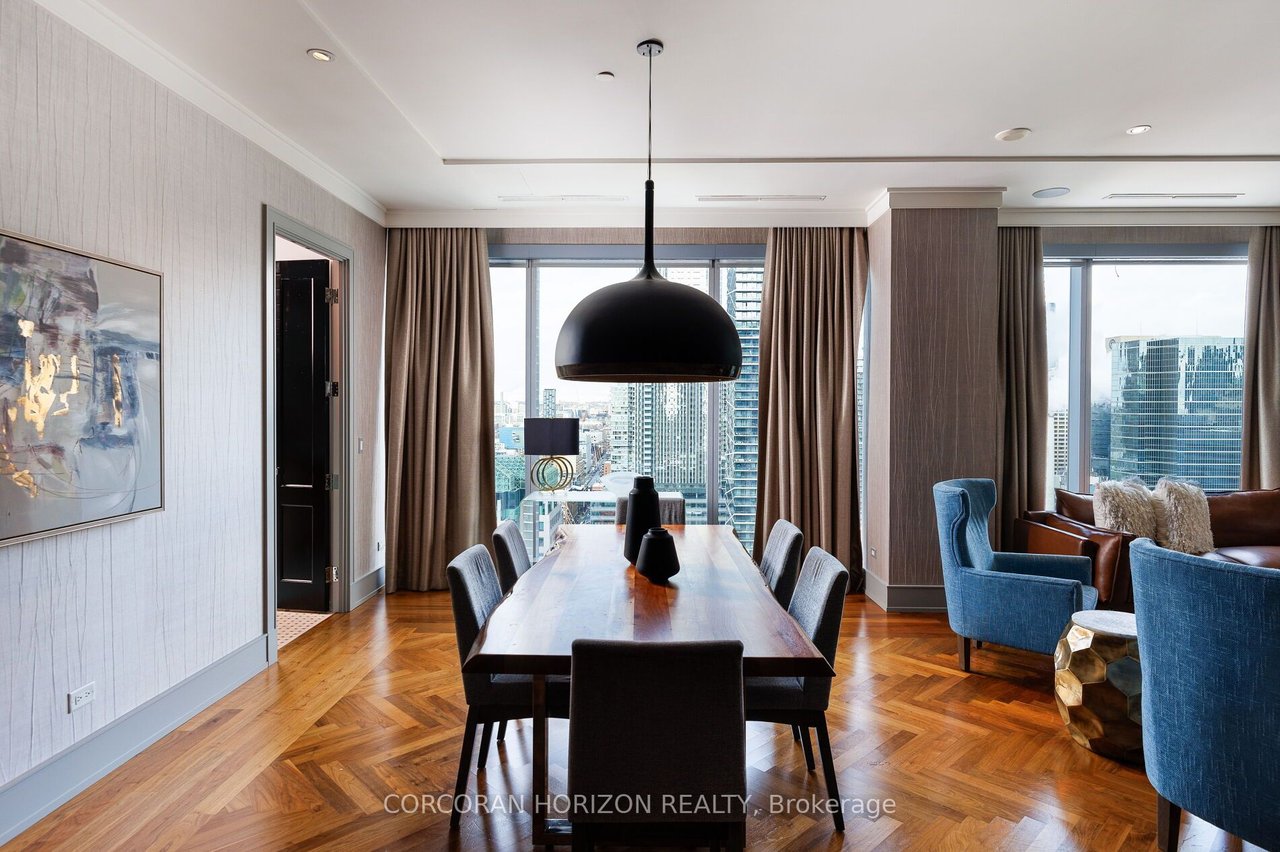 LUXURY AT THE RITZ RESIDENCES