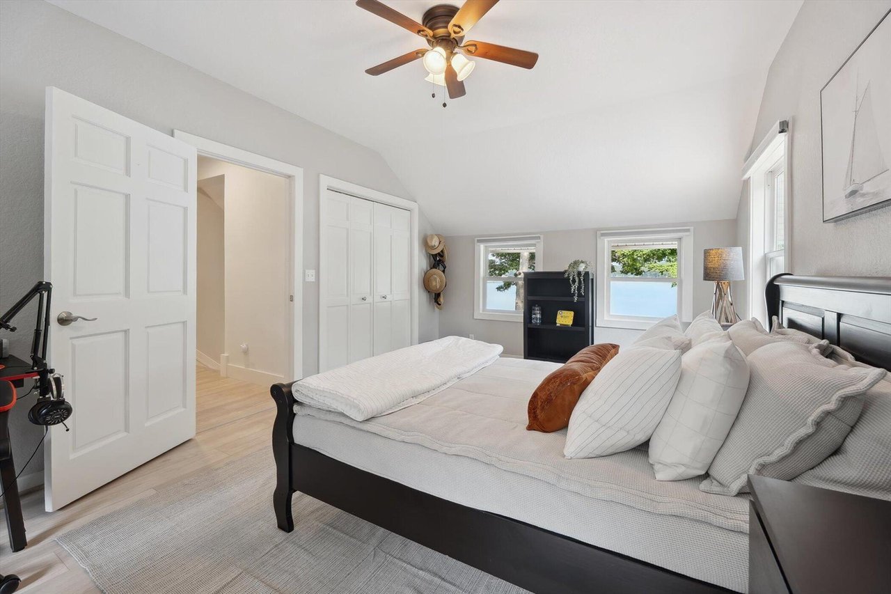 240 AQUAMARINE DRIVE