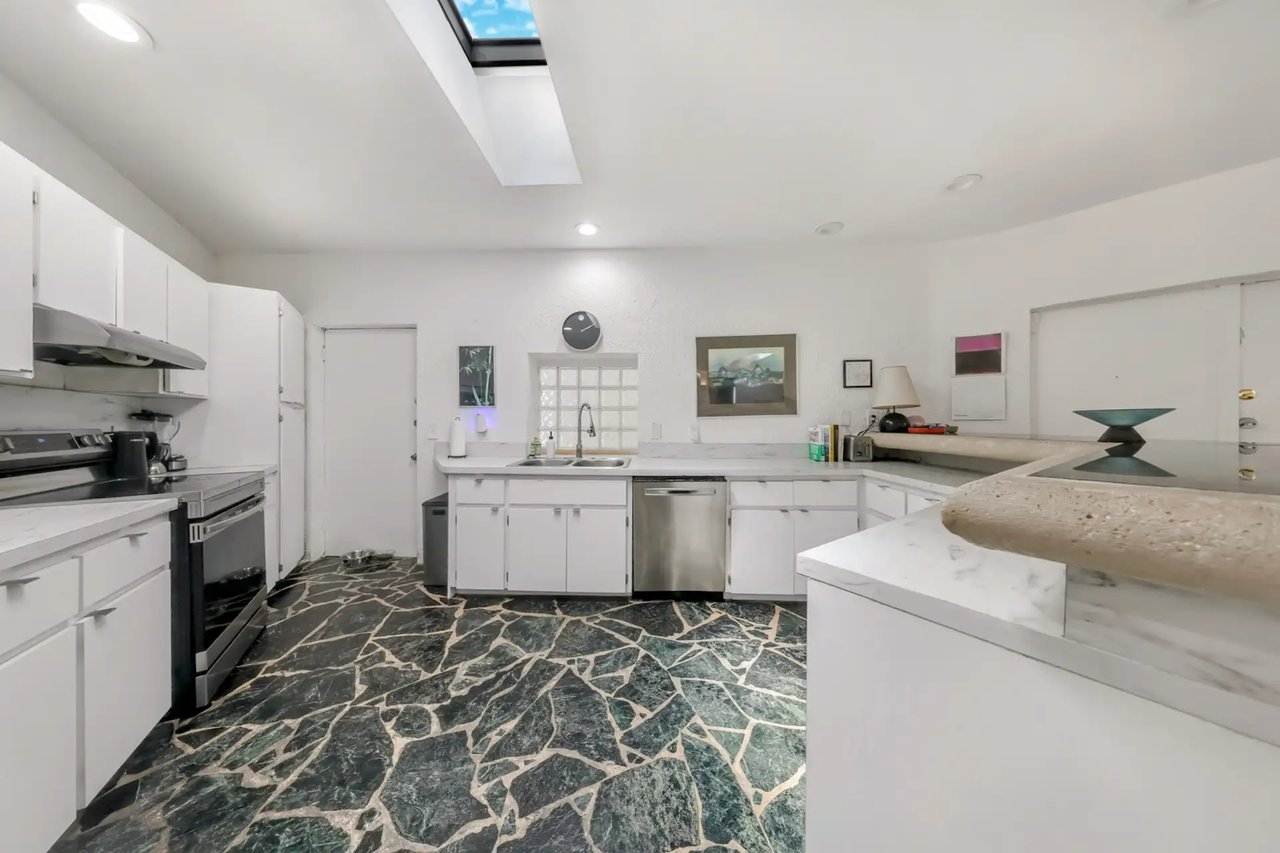 3200 Morris Lane