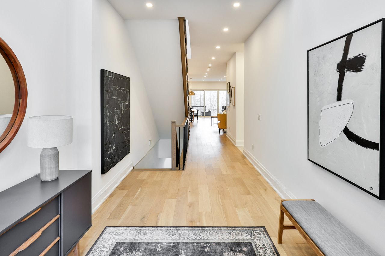 1176 Kane Road