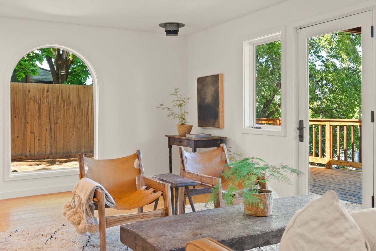 Why Now Is the Perfect Time for a Pre-Listing Walk-Through (Before Spring Hits)