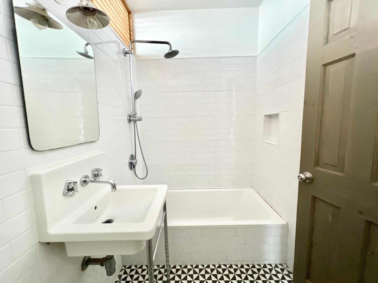 Cond. Nilsa | Miramar, San Juan
