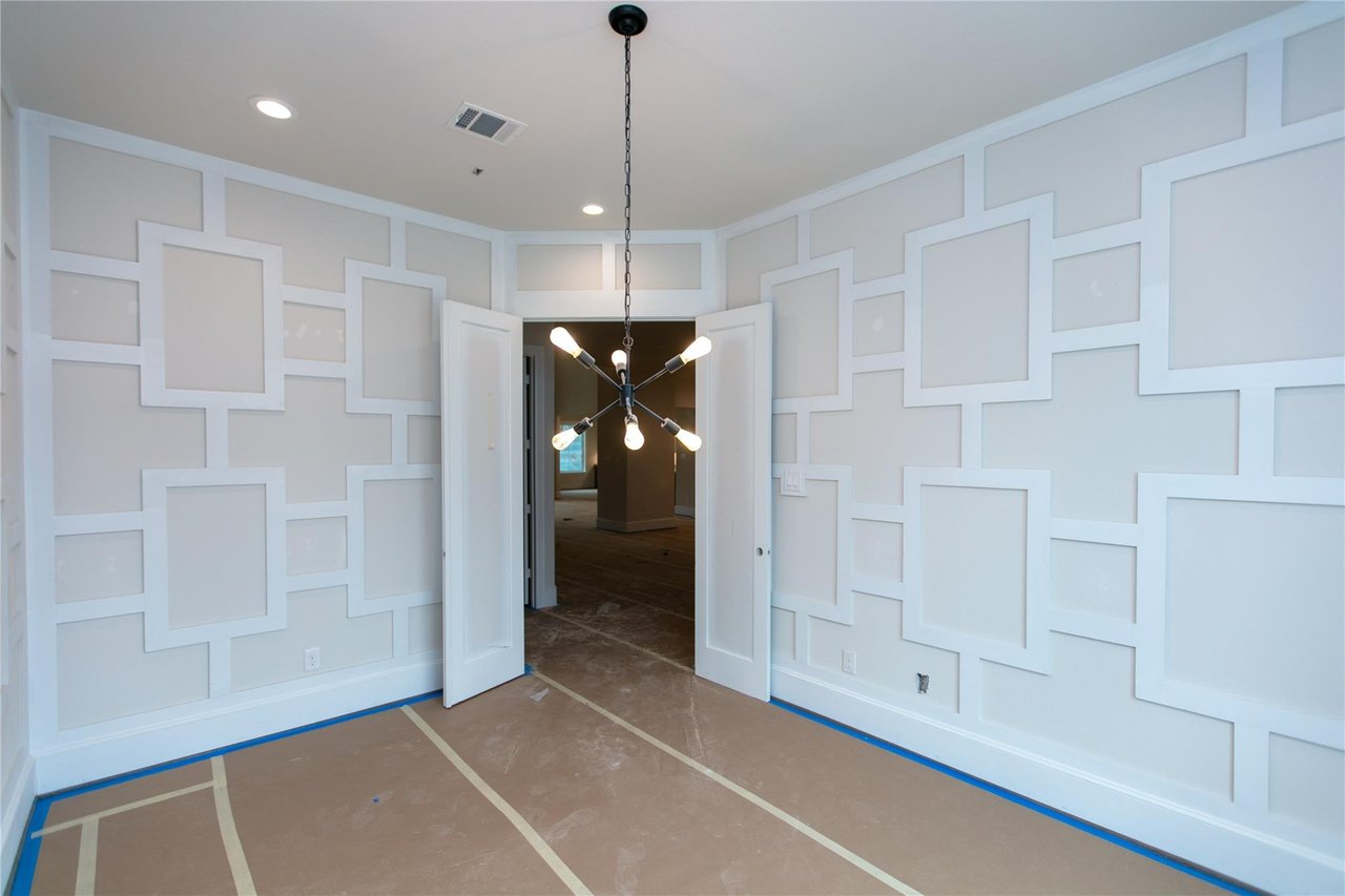 3543 Blue Bonnet Blvd