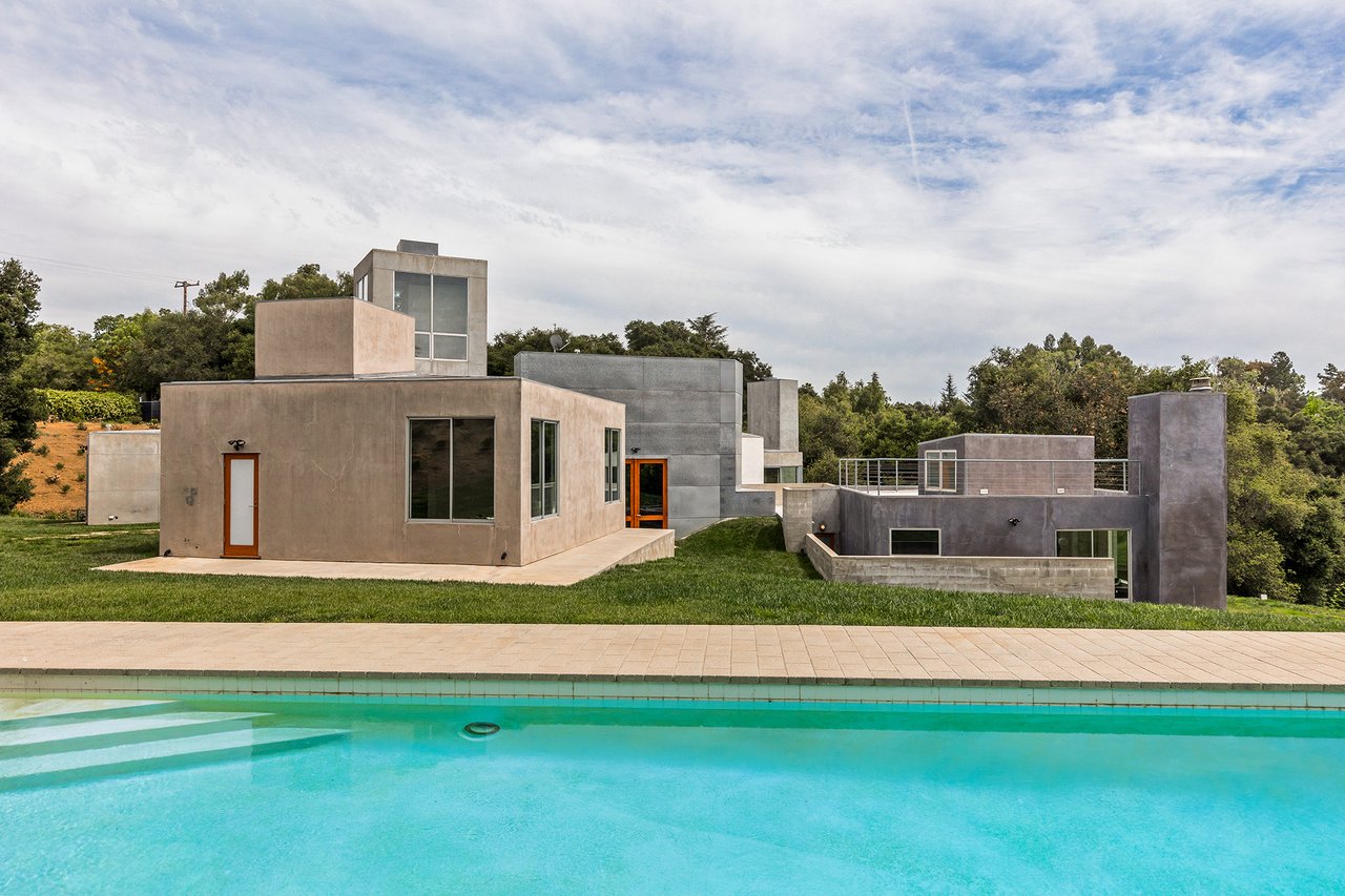 Frank O. Gehry, FAIA, Architect, The Sirmai-Peterson House, 1988