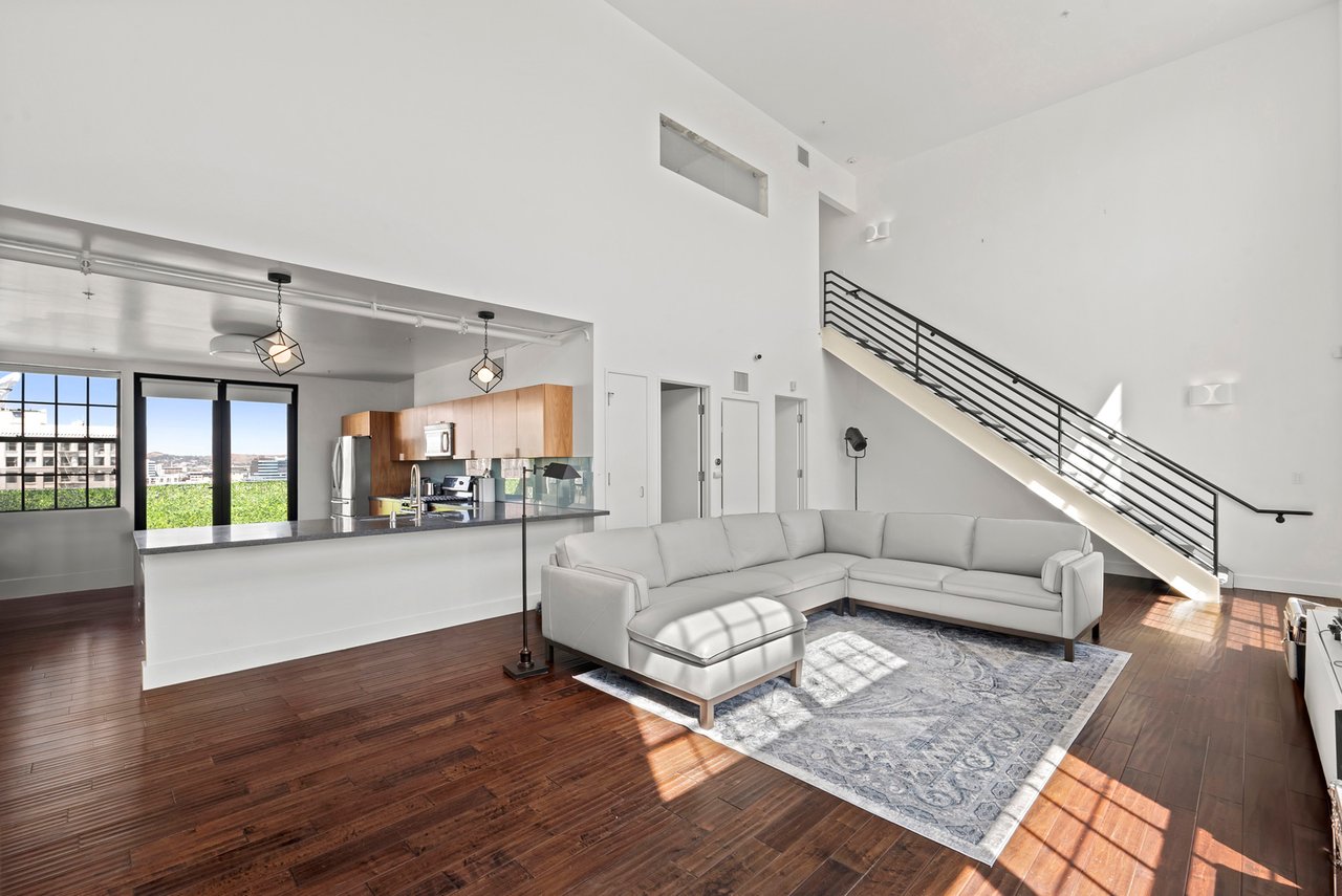 746 S Los Angeles St Unit: 1201, DTLA