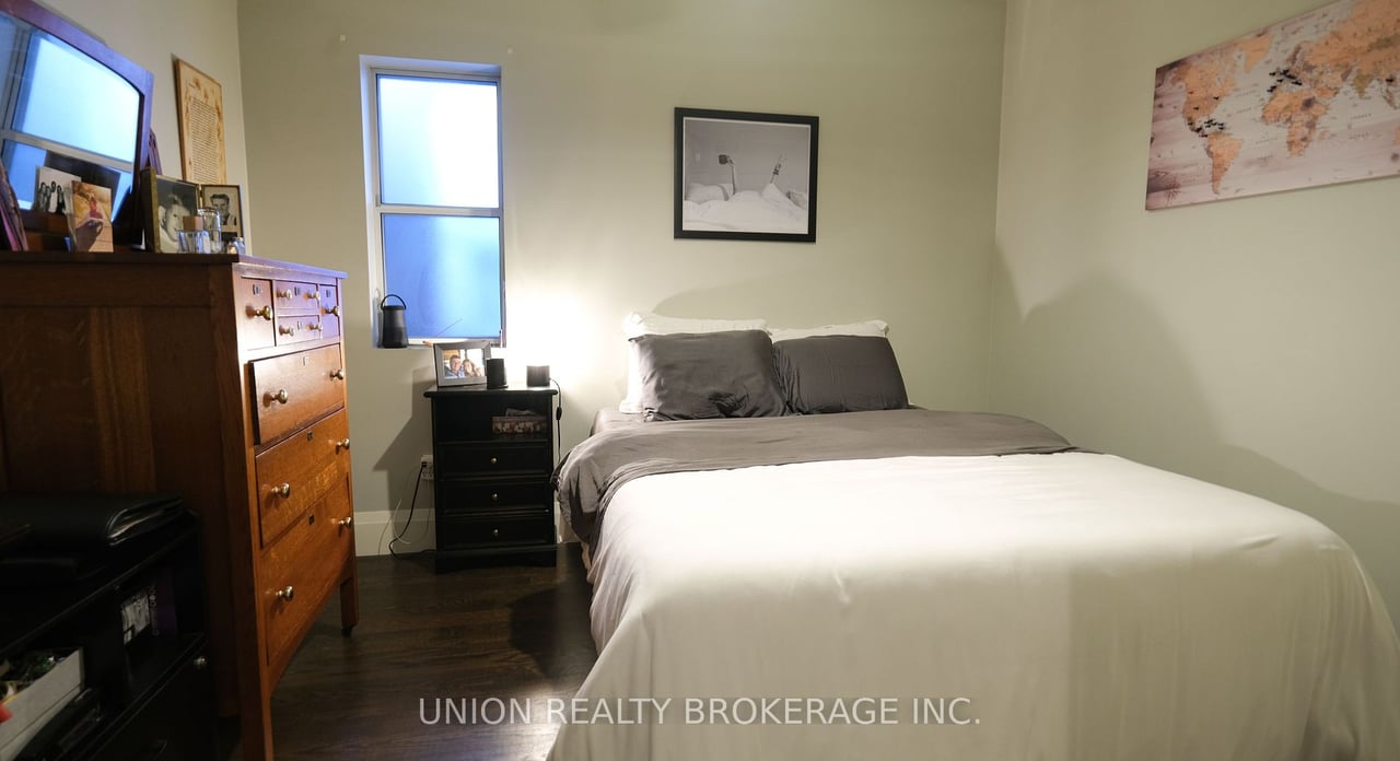 20 Balsam Ave, Upper