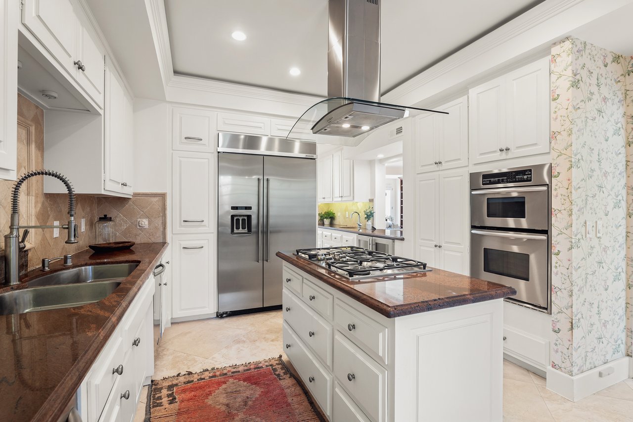 2125 Ridge Dr, Brentwood