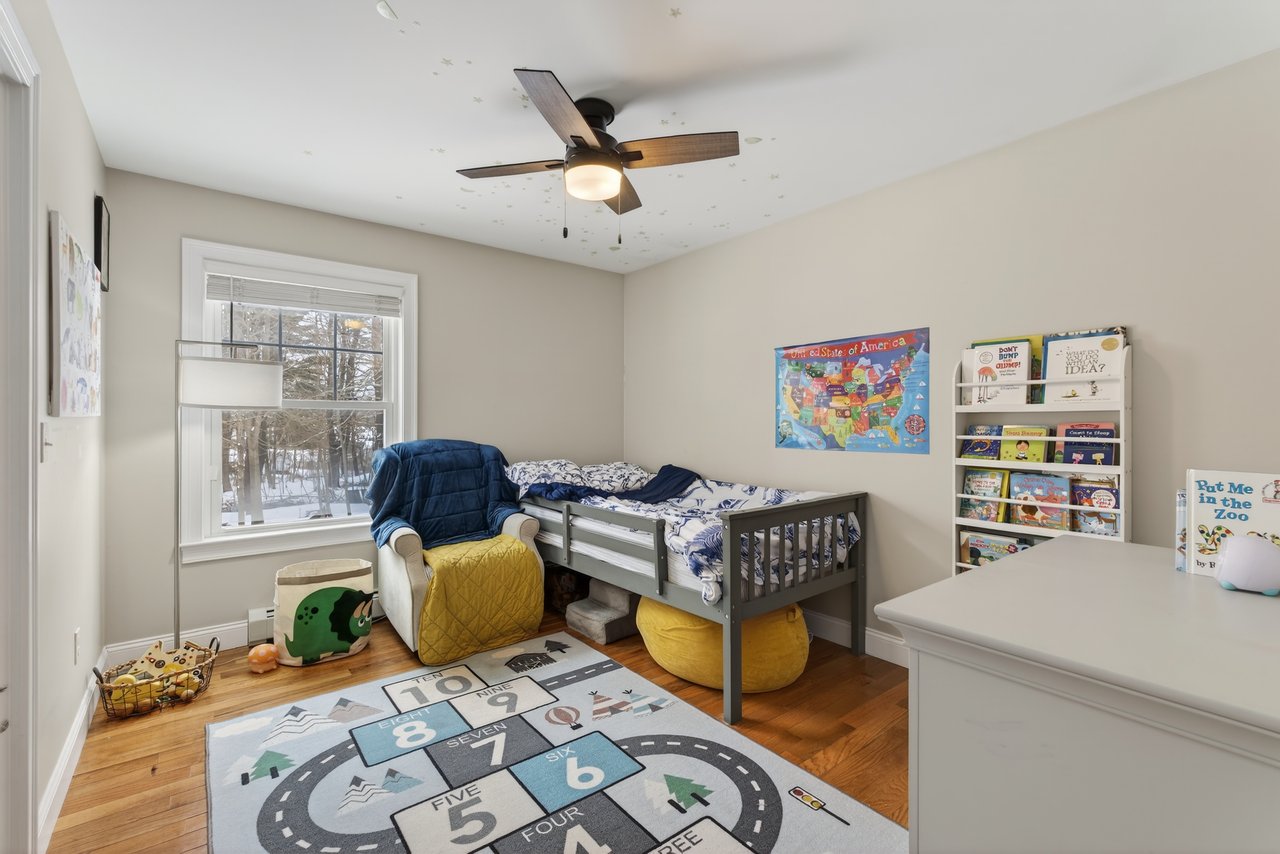 12 Robinson Rd, Scarborough