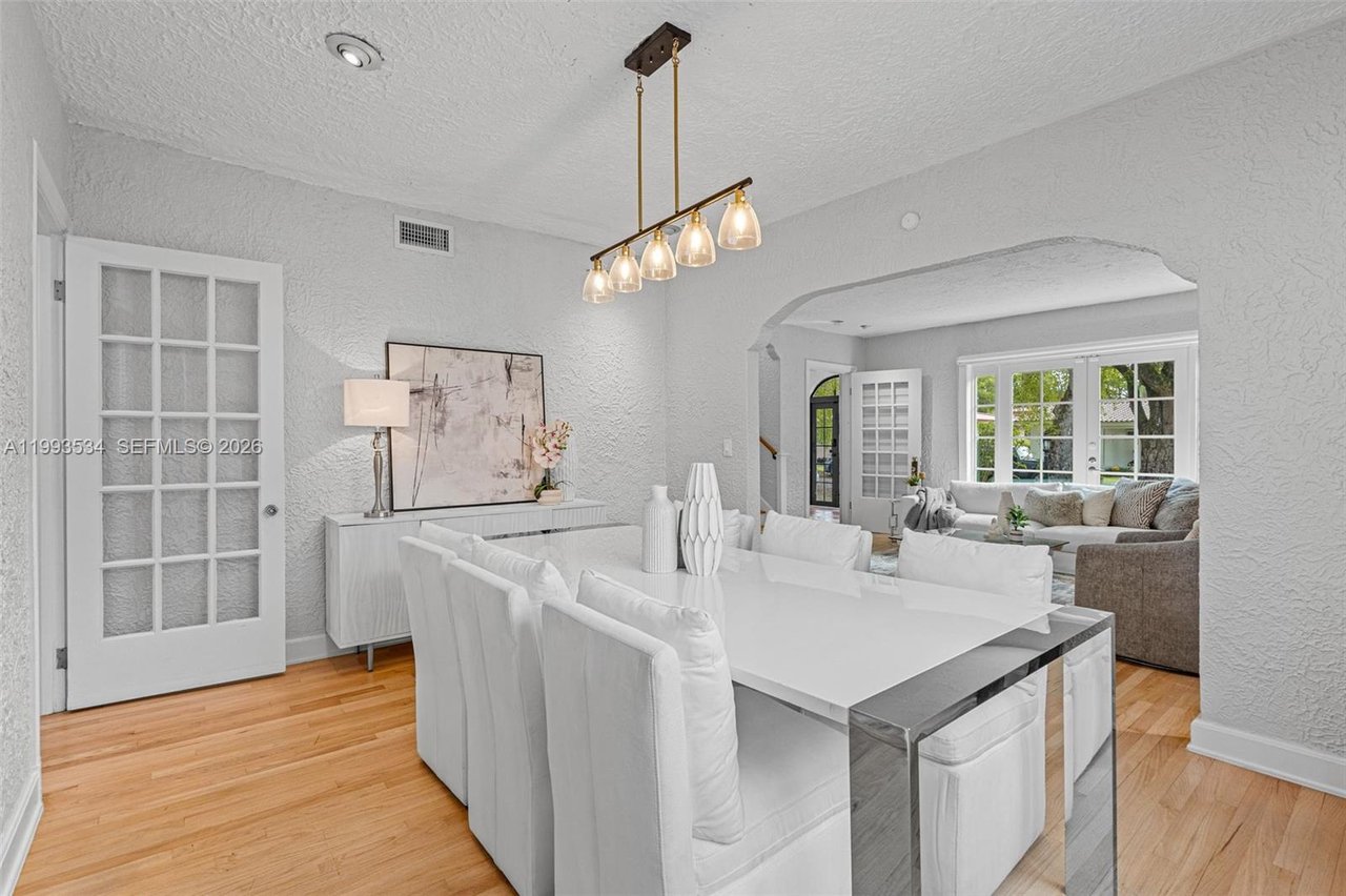 1209-la-mancha-avenue-coral-gables-fl-home-for-sale