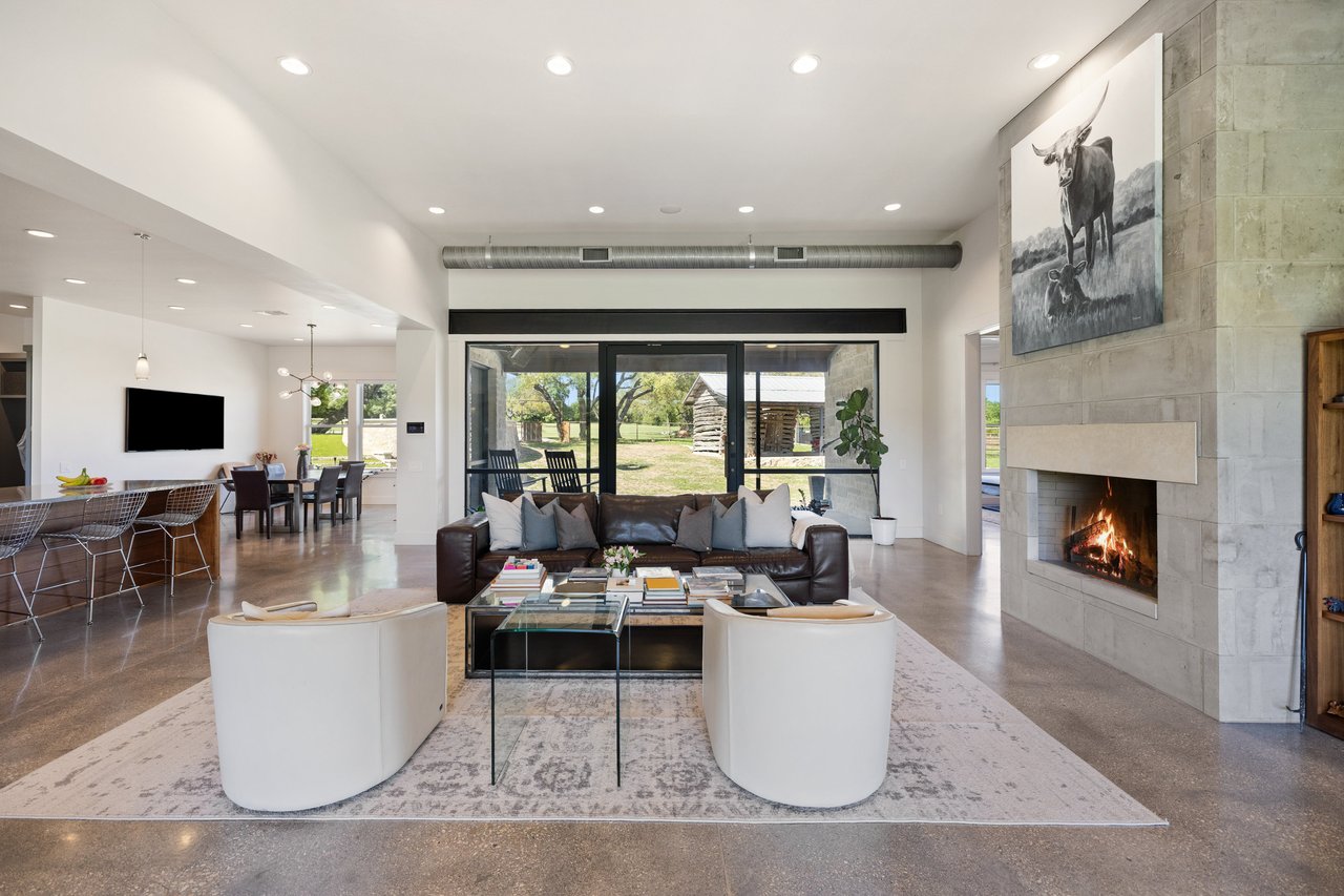 4813 Twin Acres Road