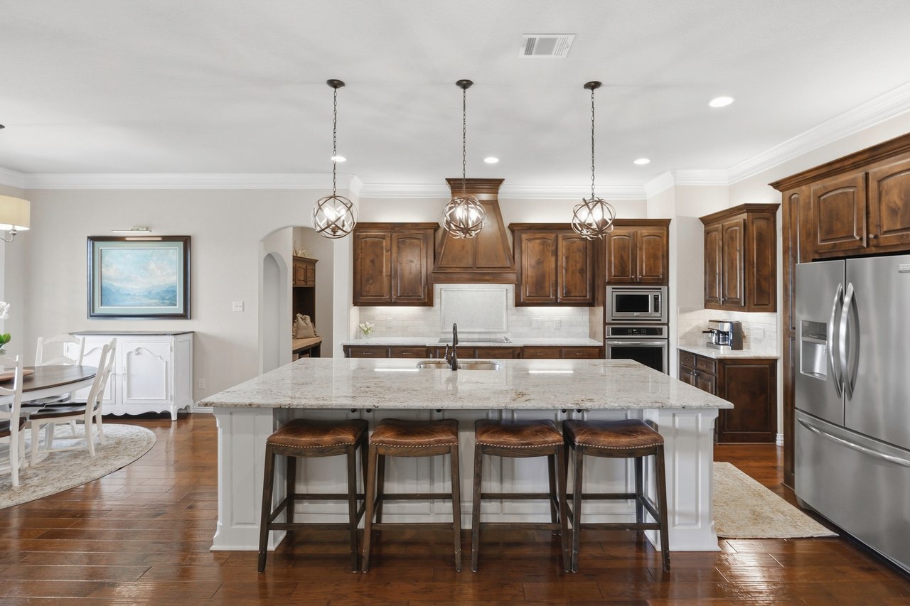 Gated Community Minutes from Eagle Mountain Lake!