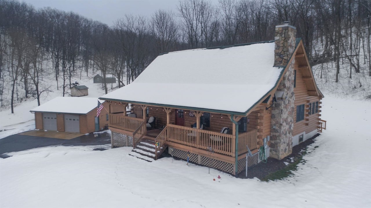 19809 County Rd Z