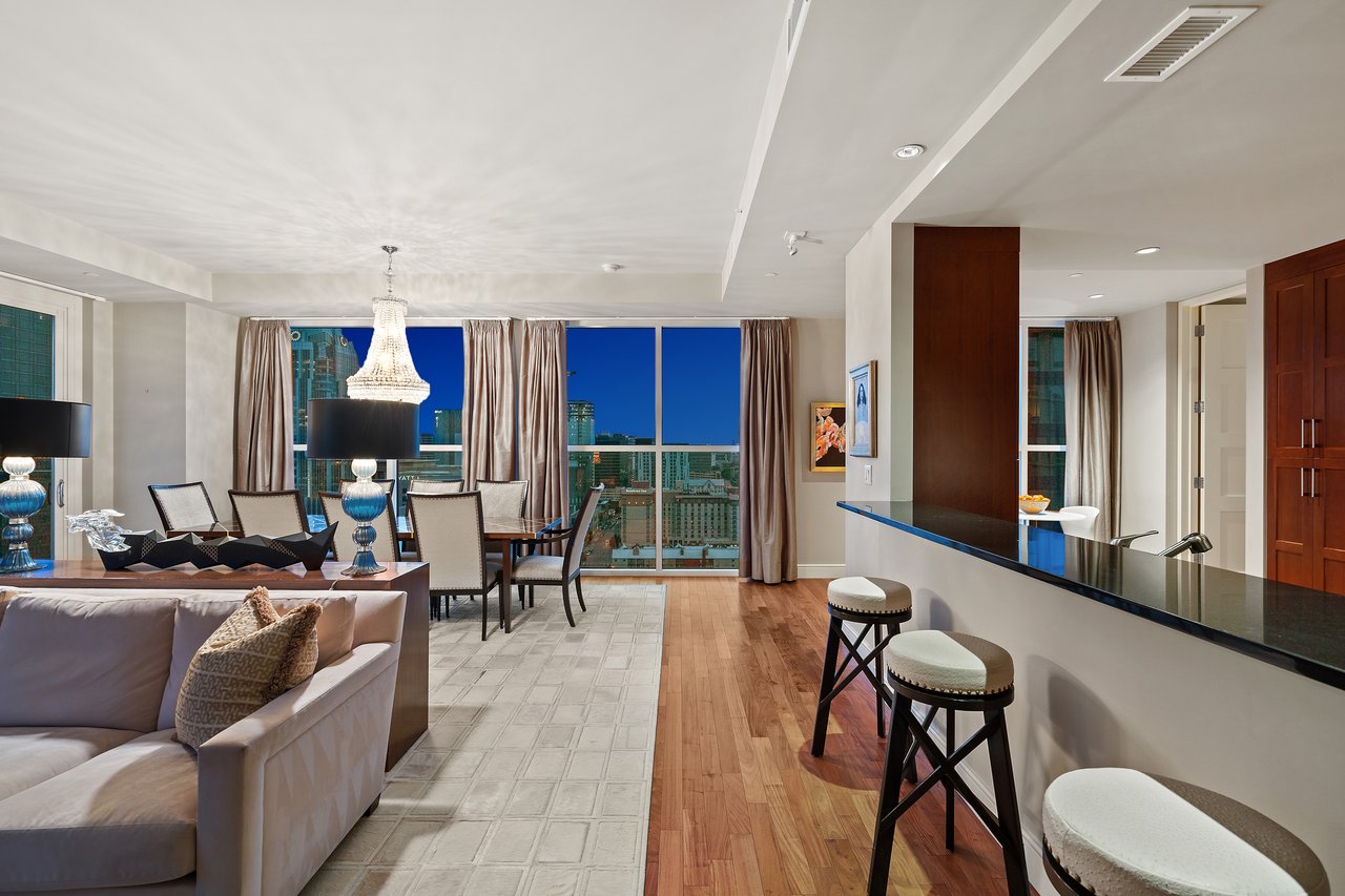 98 San Jacinto, #2002