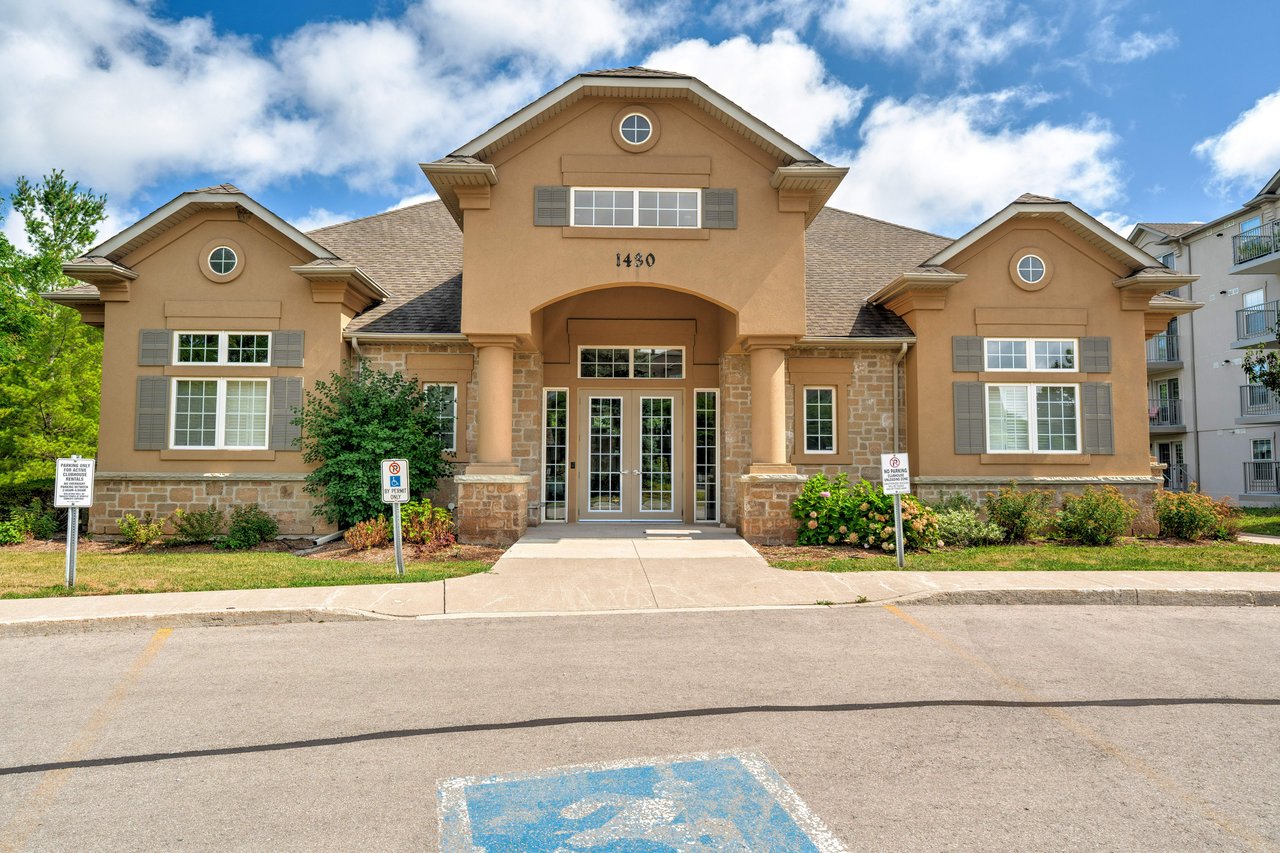 1460 Bishops Gate, Suite 212