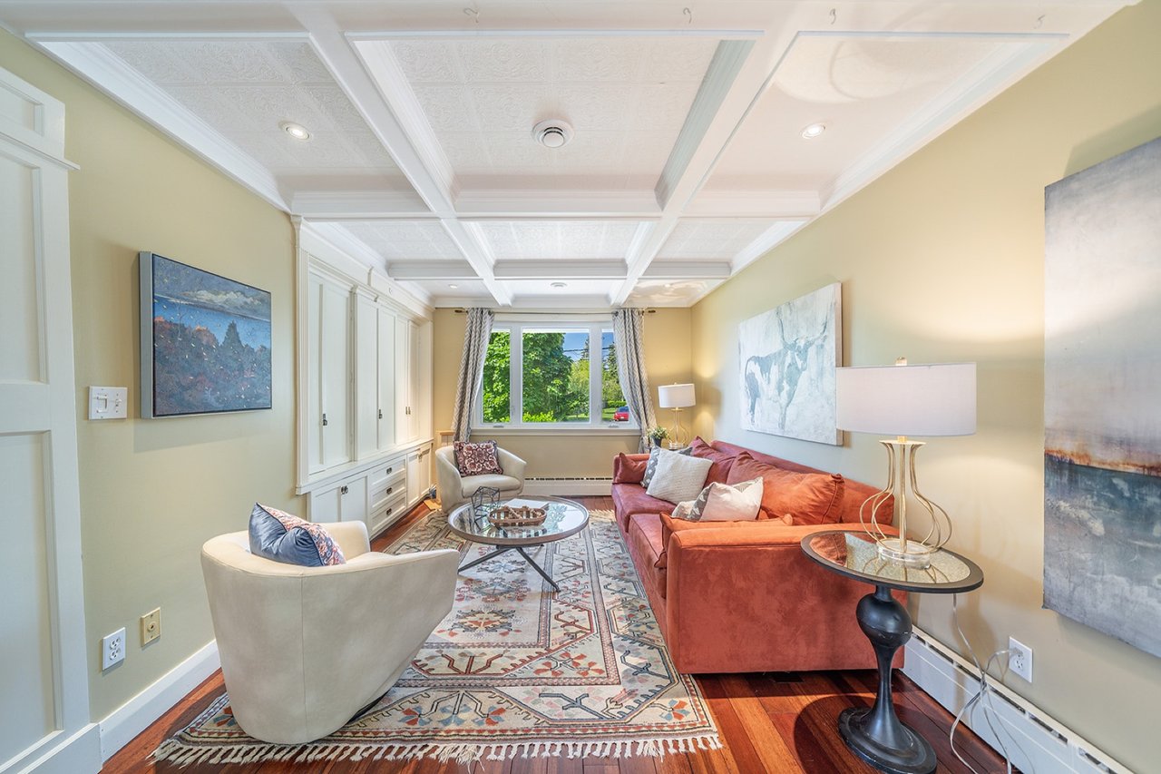 15 Birchlawn Ave