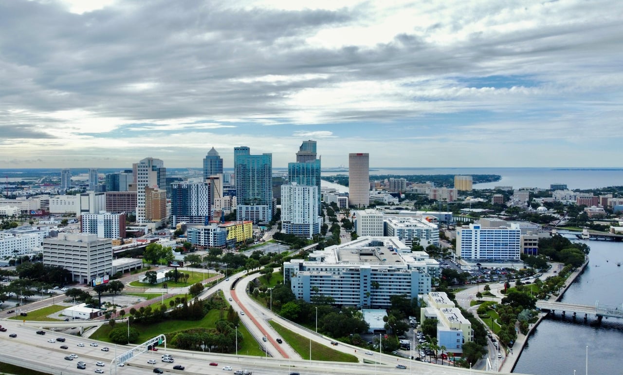 What Are the Pros and Cons of Living in Downtown Tampa?