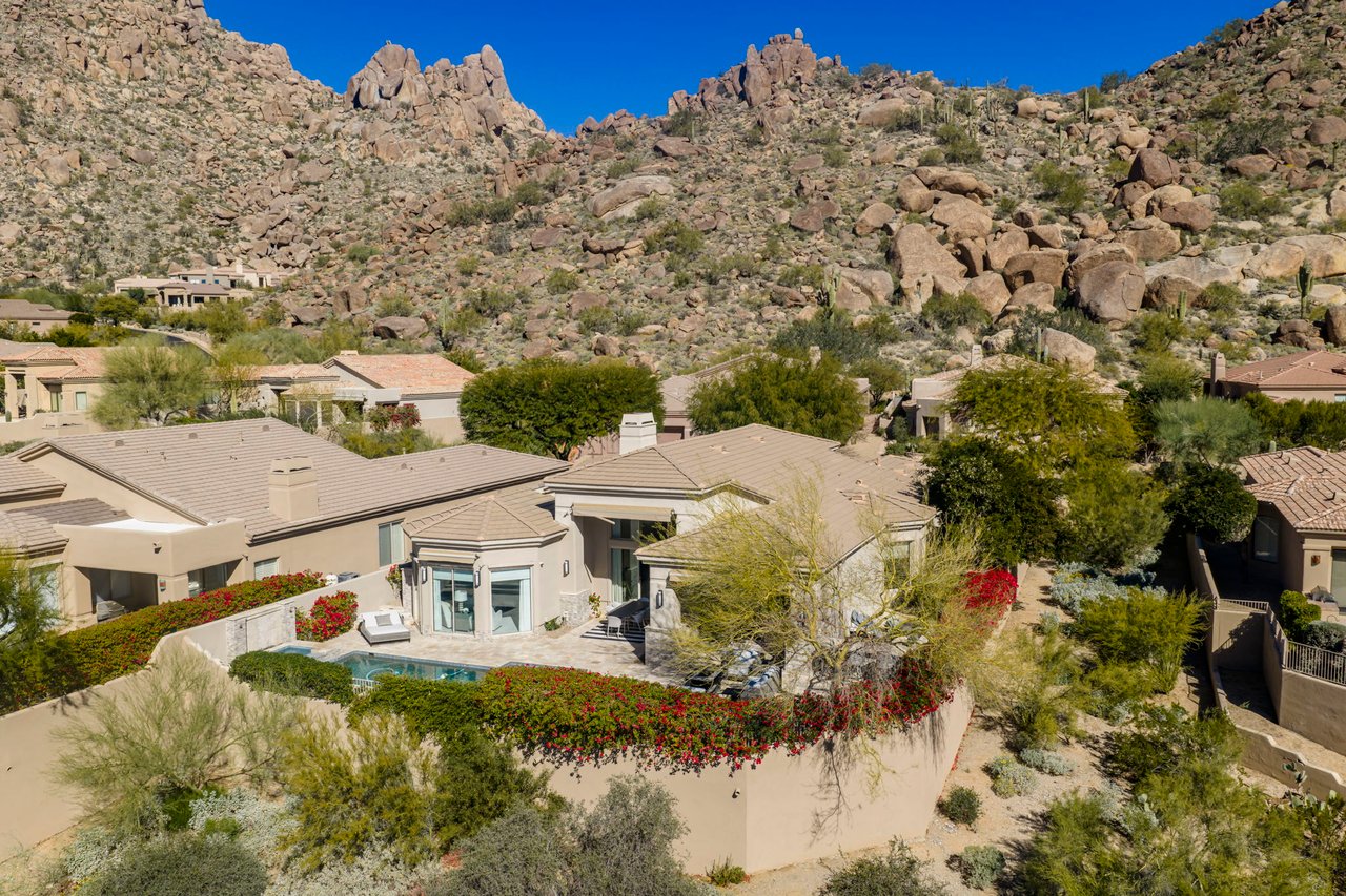 11129 E JUAN TABO Road