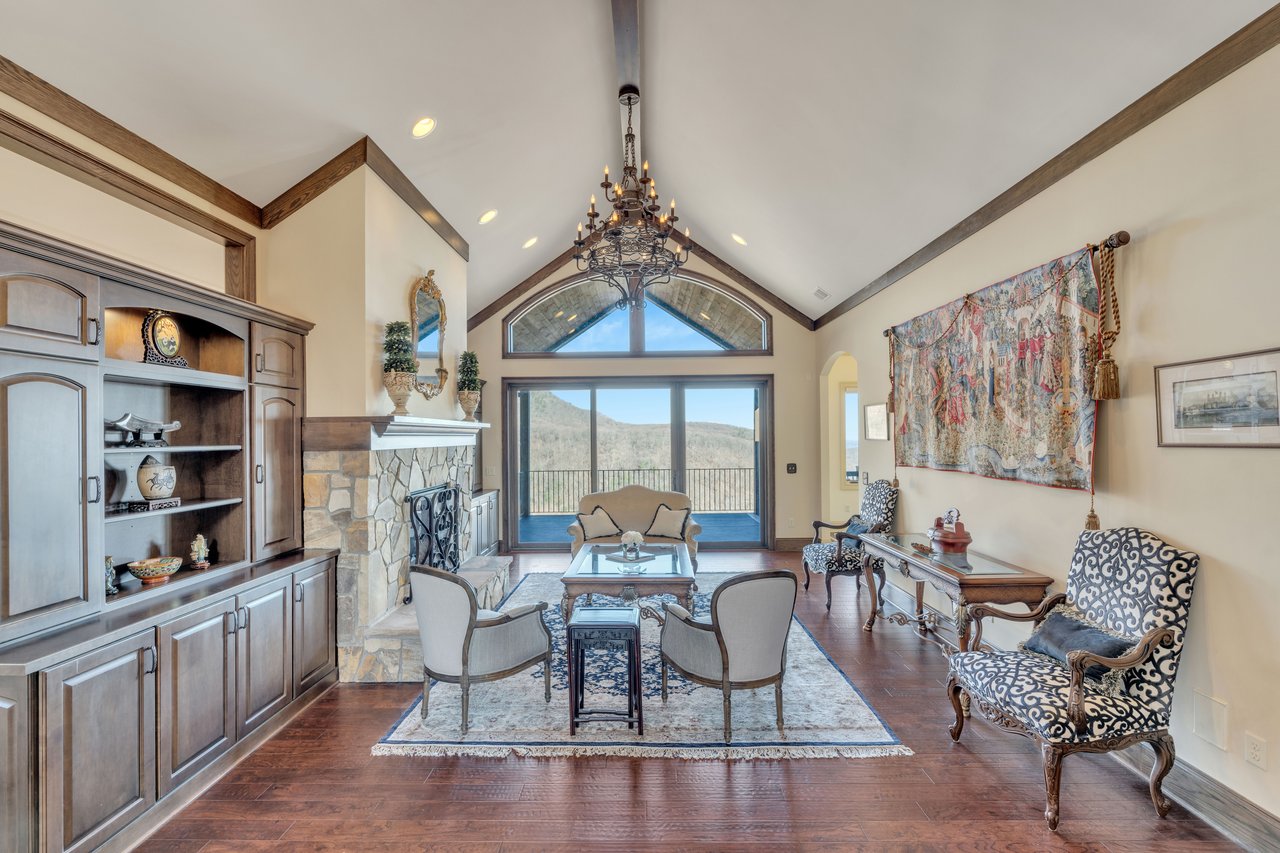 209 Craggy Rock Lane