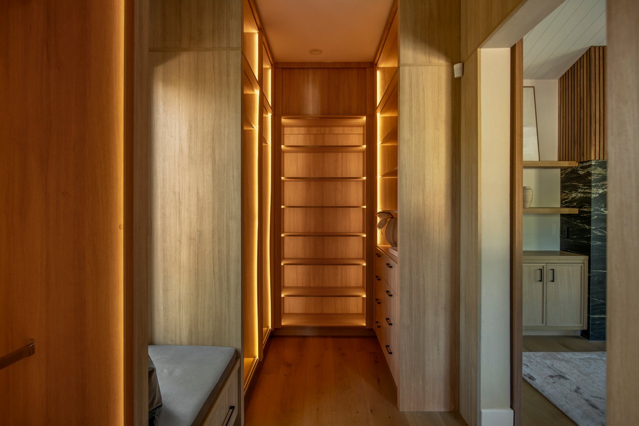 196 S Greenfield Ave, Westwood