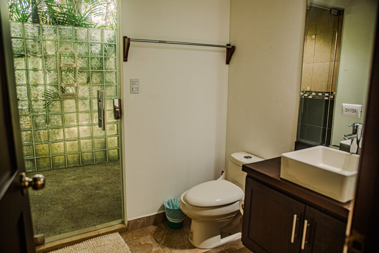 3 Bedroom Home Walking Distance to Playa Chaman – Villas del Sol, Bahía Ballena