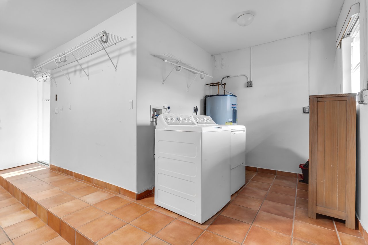 New Rental Opportunity in North Pinecrest