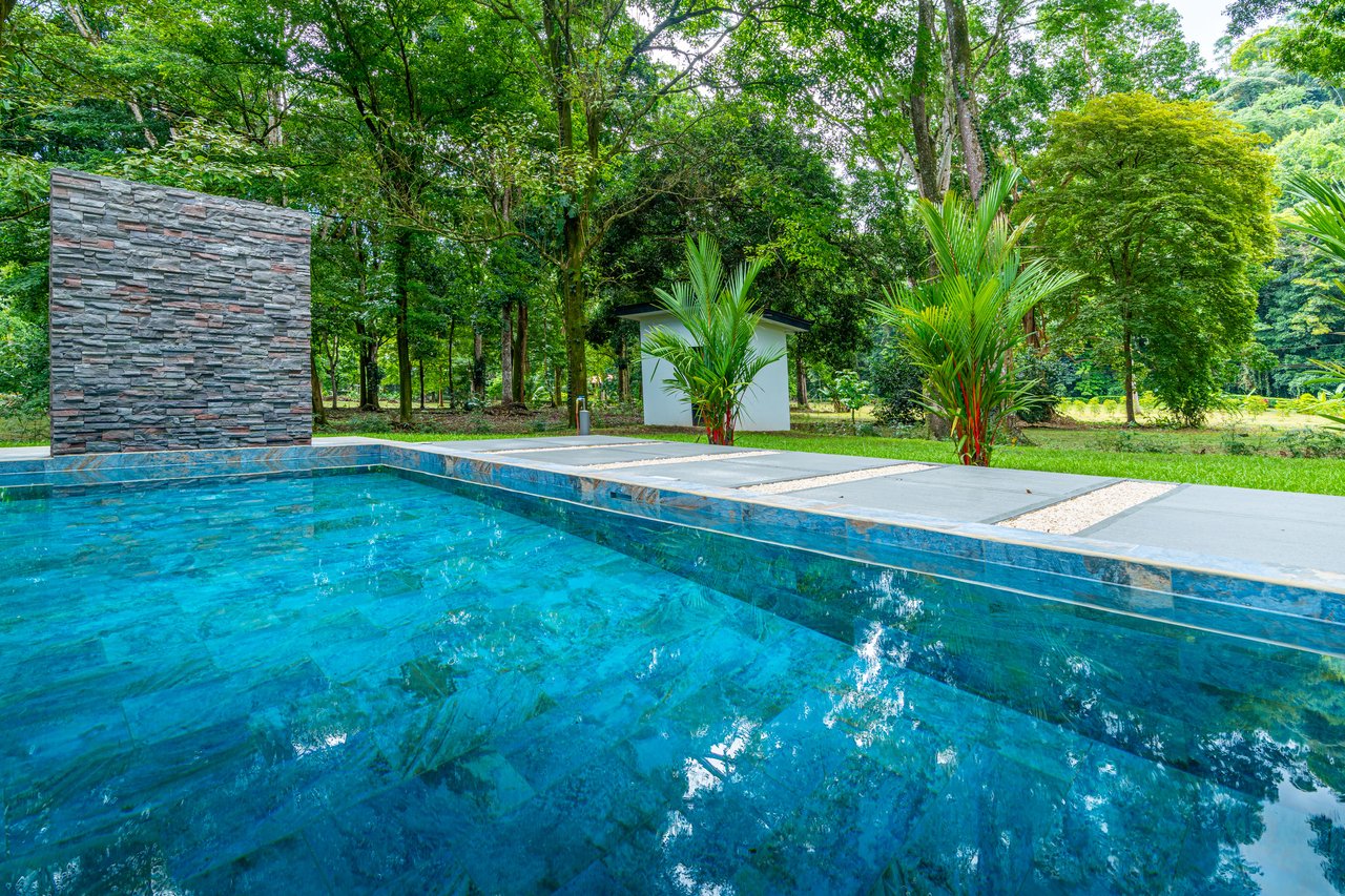 Tres Rios Waterfall House – Nature, Comfort & Elegance Combined, Brand New Construction with Warranty!