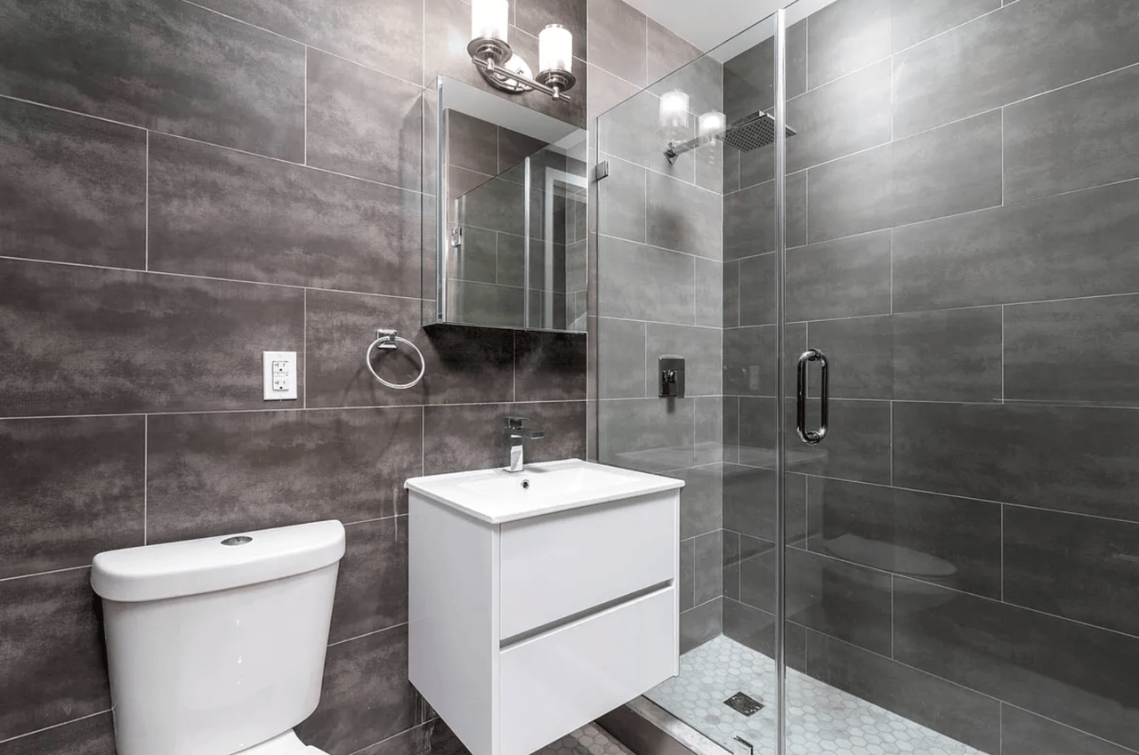 921 Washington Avenue #209
