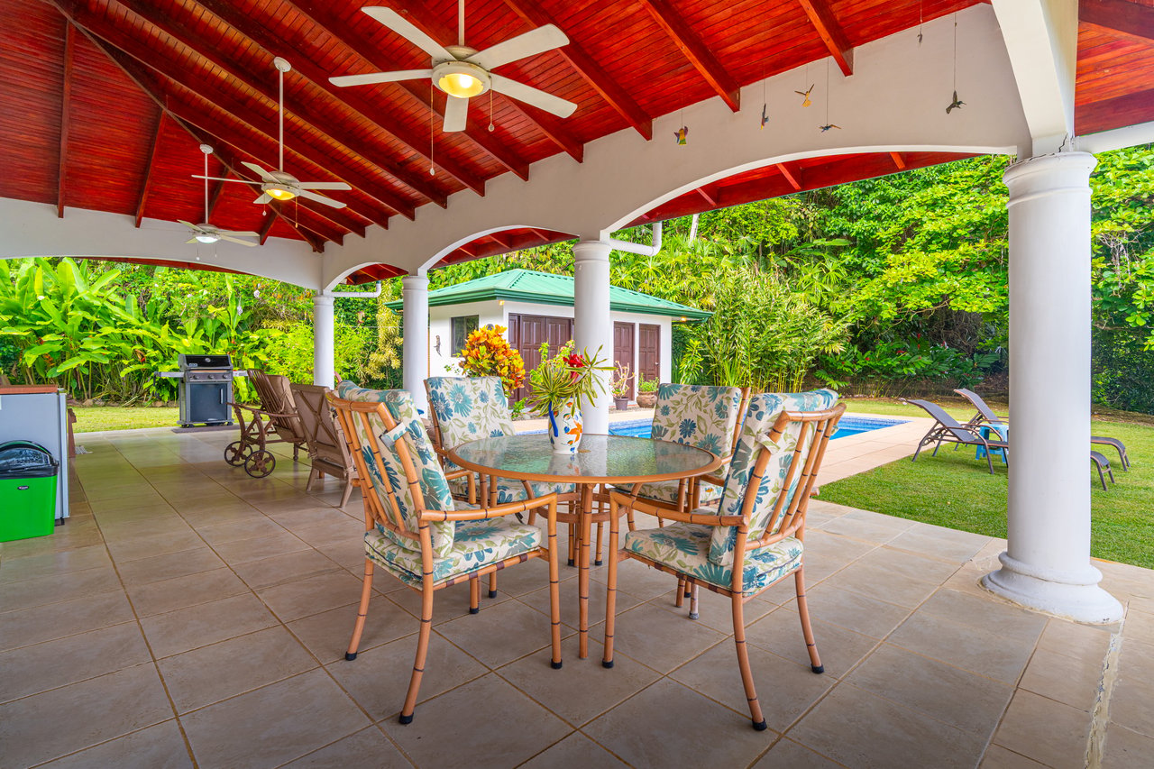Front Ridge Ocean View Casa Mono Titi – Tres Rios, Costa Rica