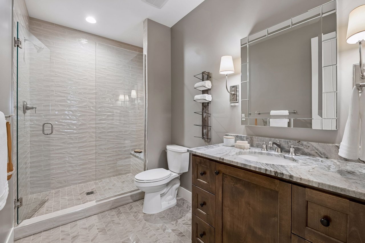 4240 Sidell Trail, Edina