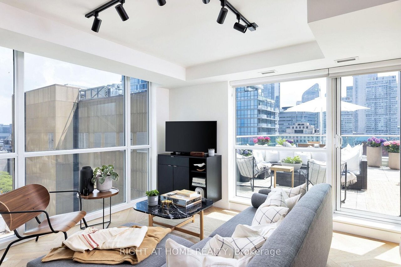 PENTHOUSE AT 9T6
