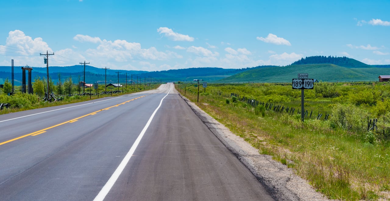 driving down South 189-191 in Pinedale Wyoming