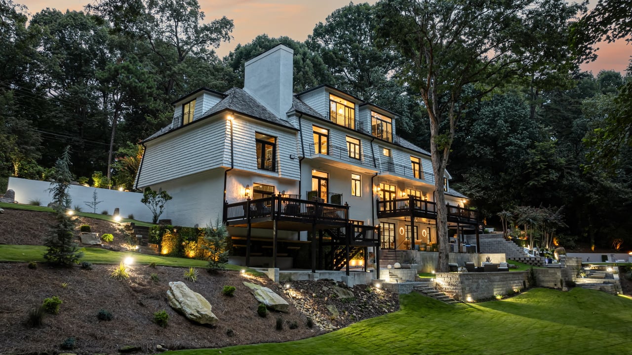 W Paces Ferry Drive