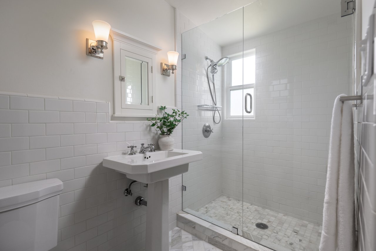 560 16th St, Santa Monica