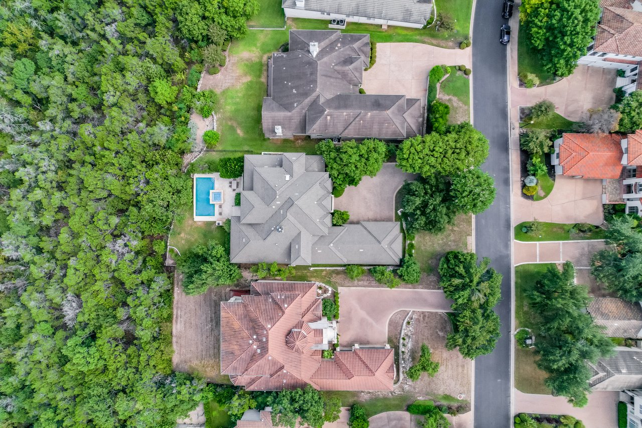 1812 Chalk Rock Cove