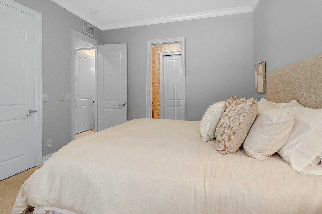 2270 Silver Palm Pl