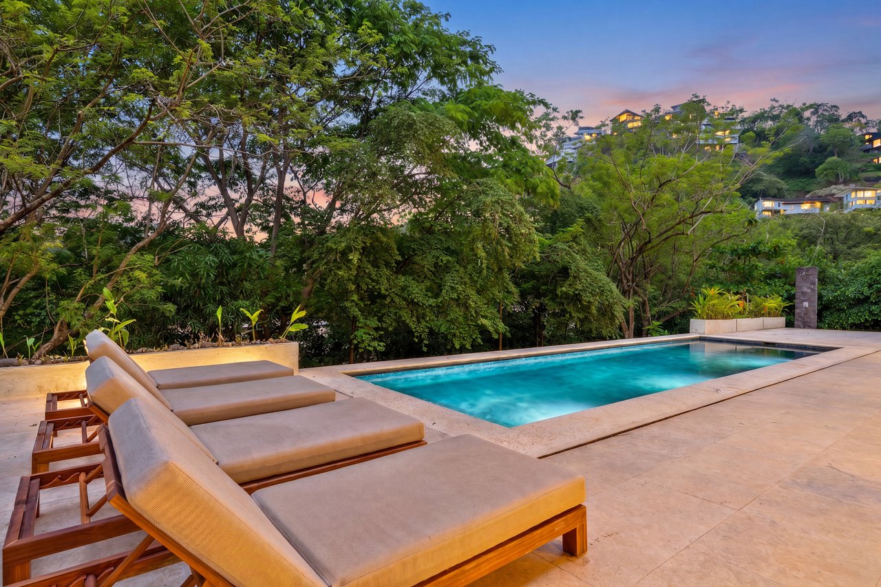 Casa Hanna | Luxury Home for Sale in Senderos, Tamarindo Costa Rica