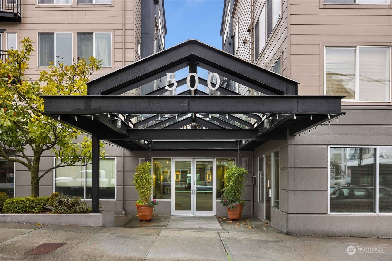 500 Aloha Street #101