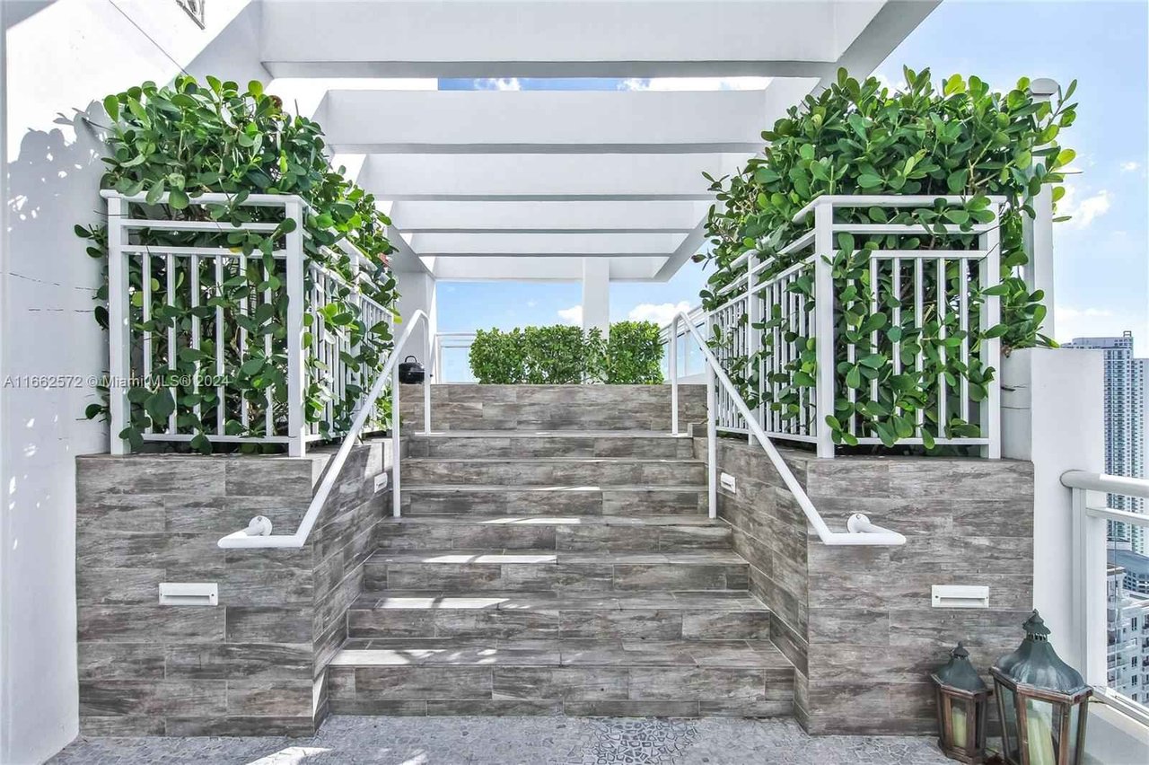 900 Brickell Key Blvd Unit PH3401