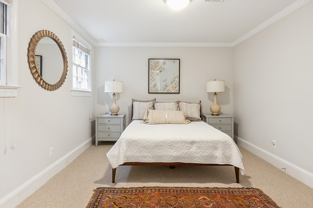 1306 Bishop Lane