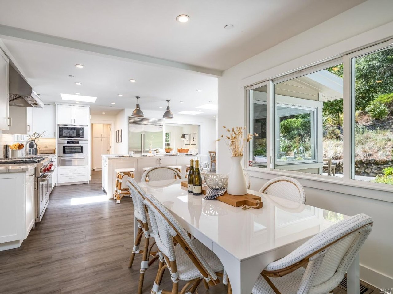 10 Turnagain Rd