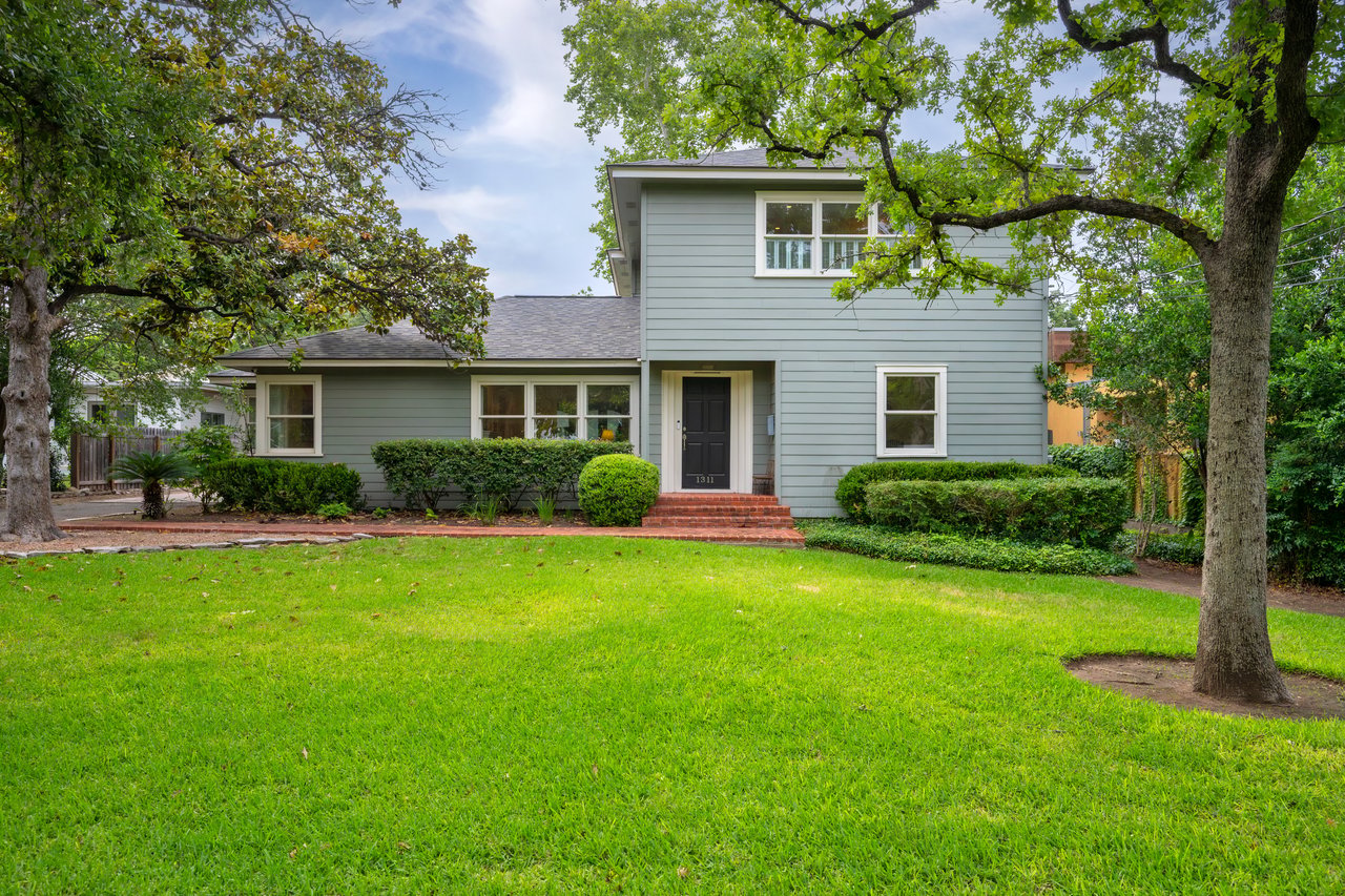 1311 Kent Lane