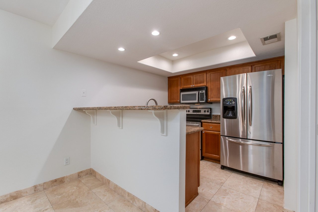 3235 E Camelback Rd #118