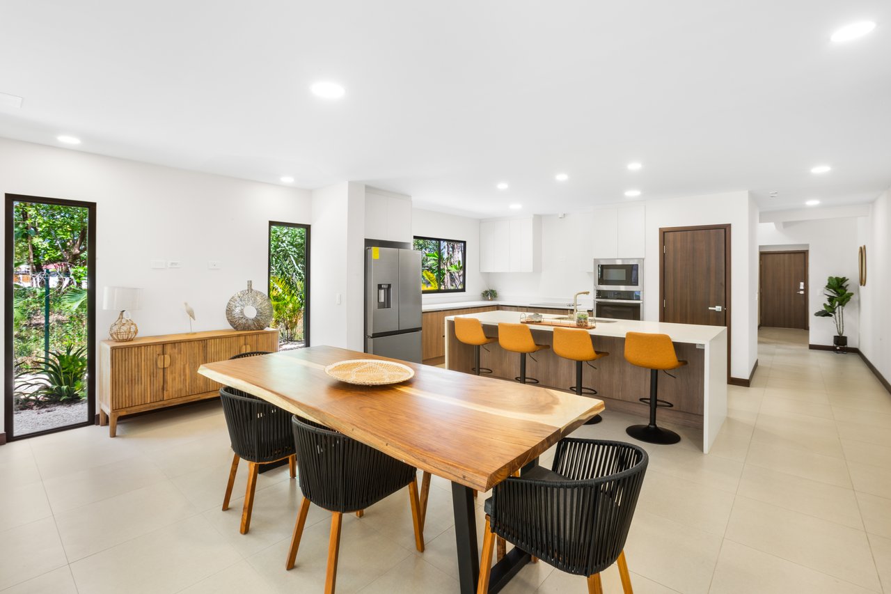 Flamingo Estates Luxury Home | Modern 4-Bed Retreat with Pool & Rooftop Terrace Near Beach & Marina