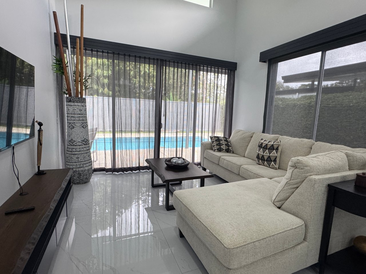 Jardines Del Sol 3 Bedroom, 3 Bathroom