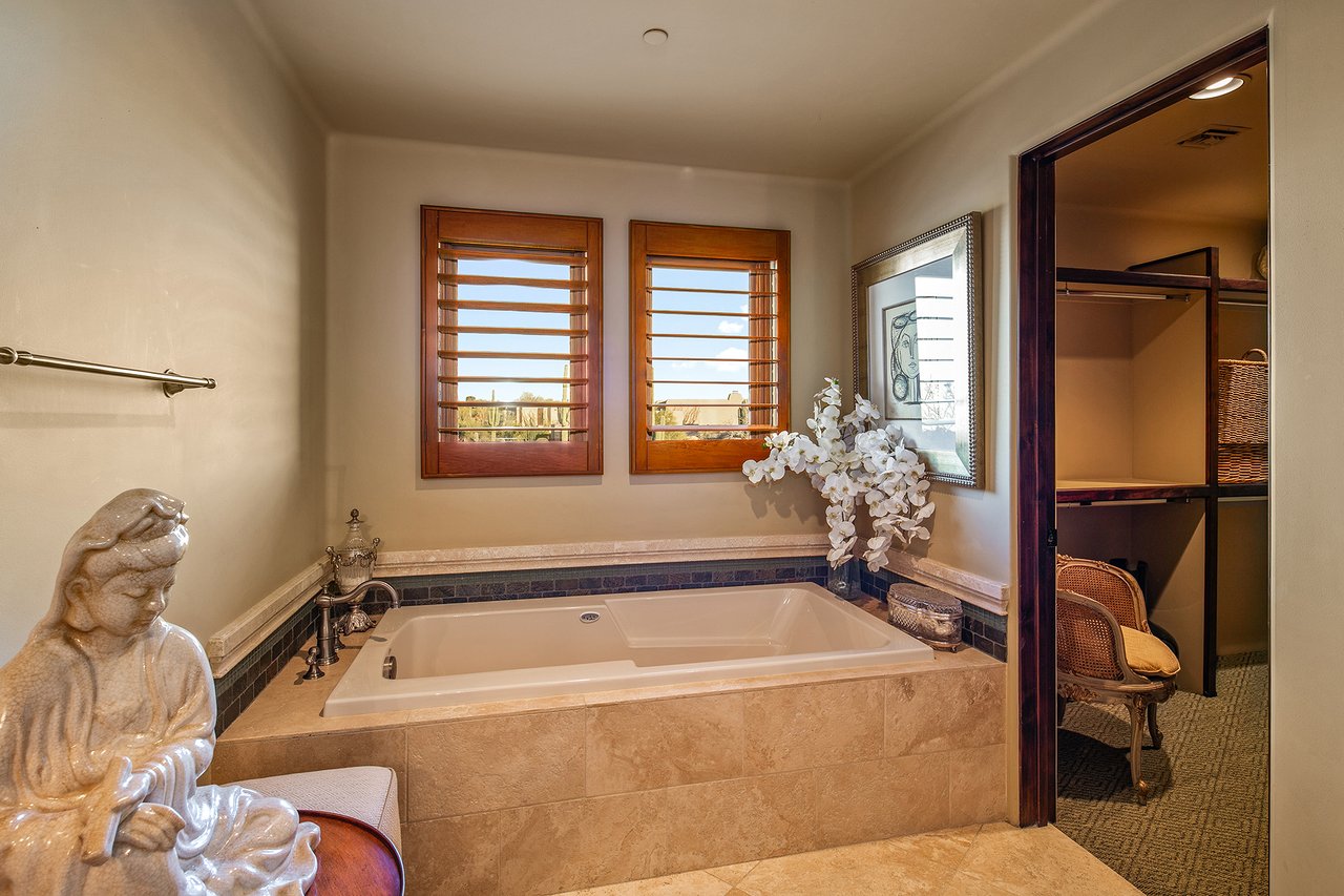 7311 E ARROYO HONDO Road