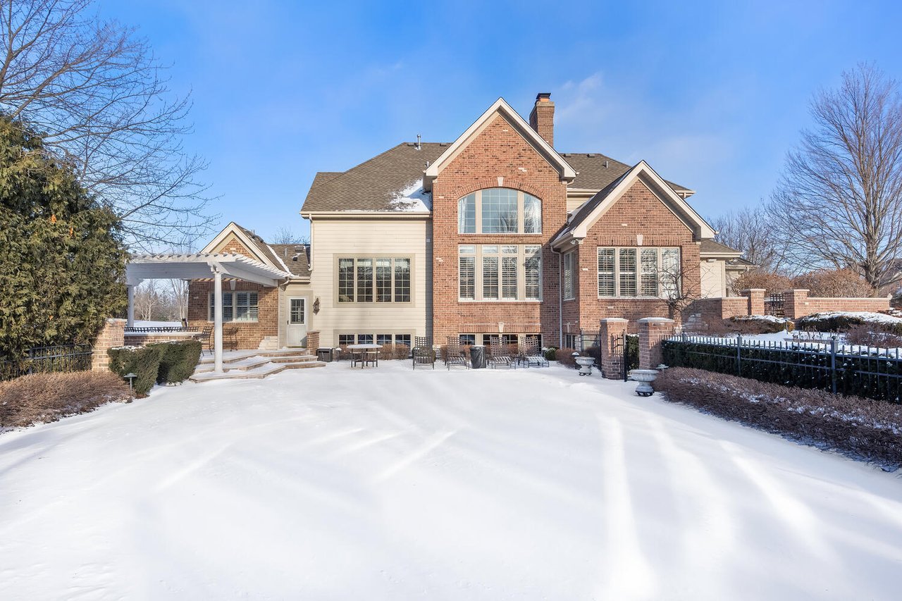 3723 Grand View Ct, St. Charles IL. - Luxury Living in the Tradition Neighborhood