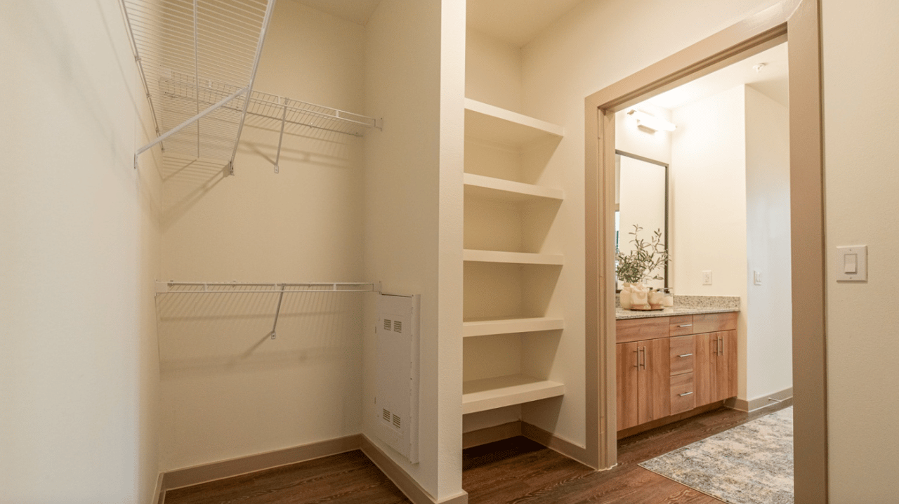 8 weeks free PLUS $750 when you look & lease!