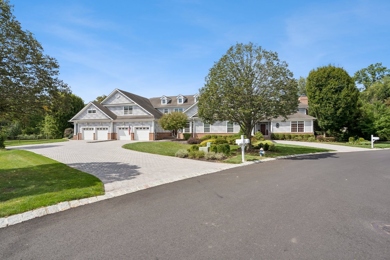 6 Melrose Ln