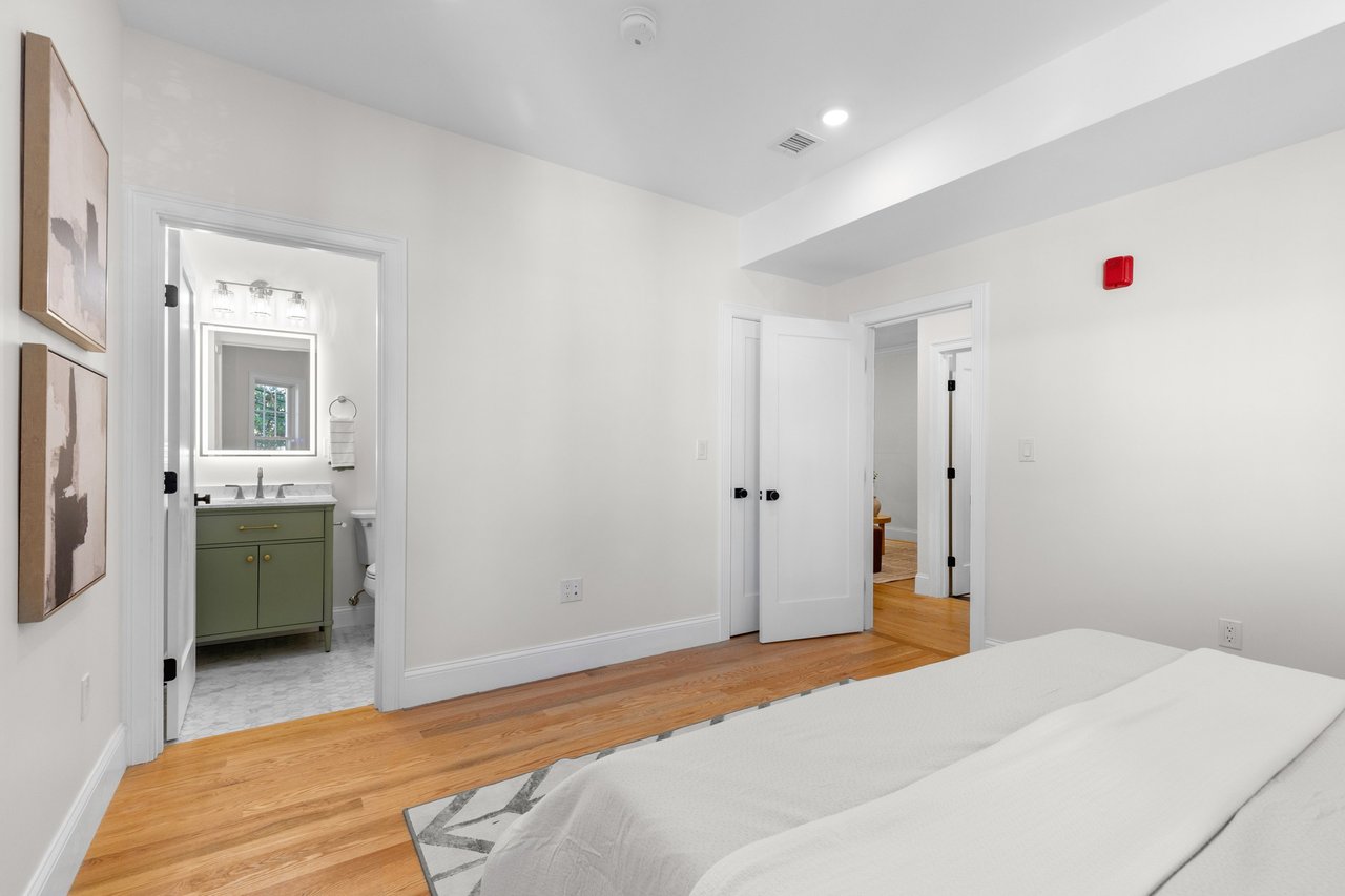 13 Langmaid Ave # 2